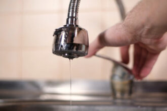 أبو السعود: خدمة المواطن بقطاع المياه أولوية أساسية