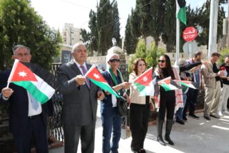 نقابة الفنانين تحتفل بيوم العلم الأردني