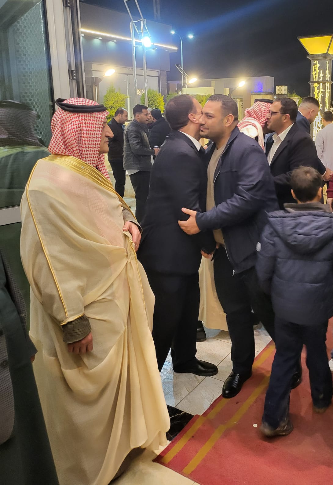 مادبا تحتفي بزفاف رعد أبو اصليح.. مهرجان جماهيري حاشد يزيّن قصر السليمان