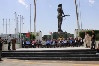 احتفالات بيوم العلم في صروح الشهداء