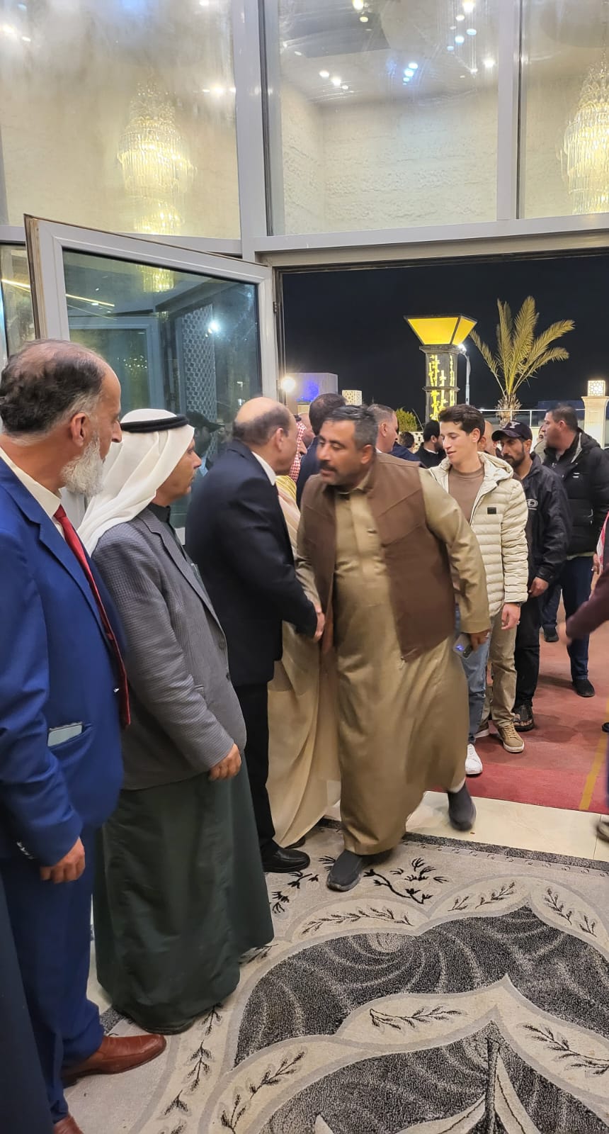 مادبا تحتفي بزفاف رعد أبو اصليح.. مهرجان جماهيري حاشد يزيّن قصر السليمان