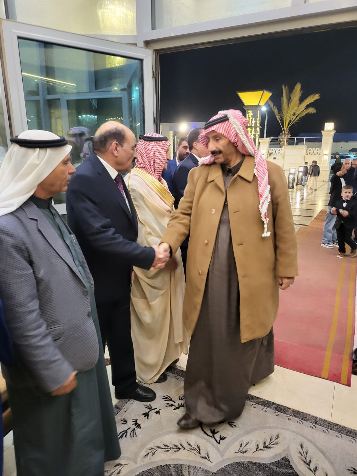 مادبا تحتفي بزفاف رعد أبو اصليح.. مهرجان جماهيري حاشد يزيّن قصر السليمان