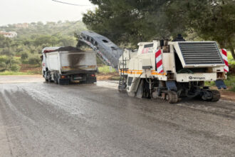 الأشغال تبدأ صيانة وتأهيل طرق في الزرقاء بكلفة تقارب نصف مليون دينار