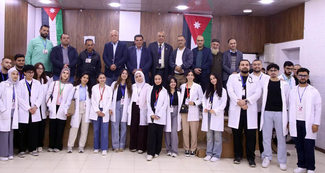 يوم طبي مجاني في مخيم إربد احتفاءً بيوم العلم