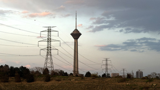 غارة على محطة غاز بجامعة شريف تتسبب بانقطاع مؤقت للغاز في طهران