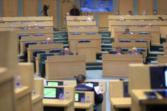 النواب يواصل الثلاثاء مناقشة مشروع قانون التربية والتعليم وتنمية الموارد البشرية