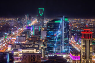 السعودية تعلن اعتراض 18 مسيّرة و7 صواريخ بالستية خلال الساعات الماضية