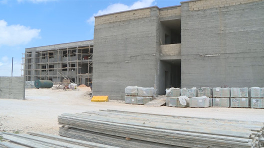 60 بالمئة إنجاز مدرسة الطفيلة بعد استئناف العمل