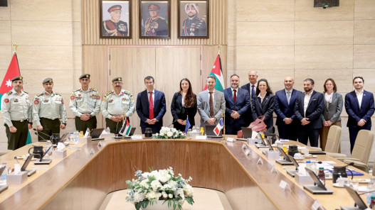 الأردن والاتحاد الأوروبي يوقعان اتفاقية لدعم حرس الحدود