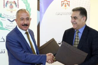 وزارة الداخلية ودائرة الإحصاءات العامة توقعان مذكرة لتبادل البيانات لتعزيز التخطيط التنموي