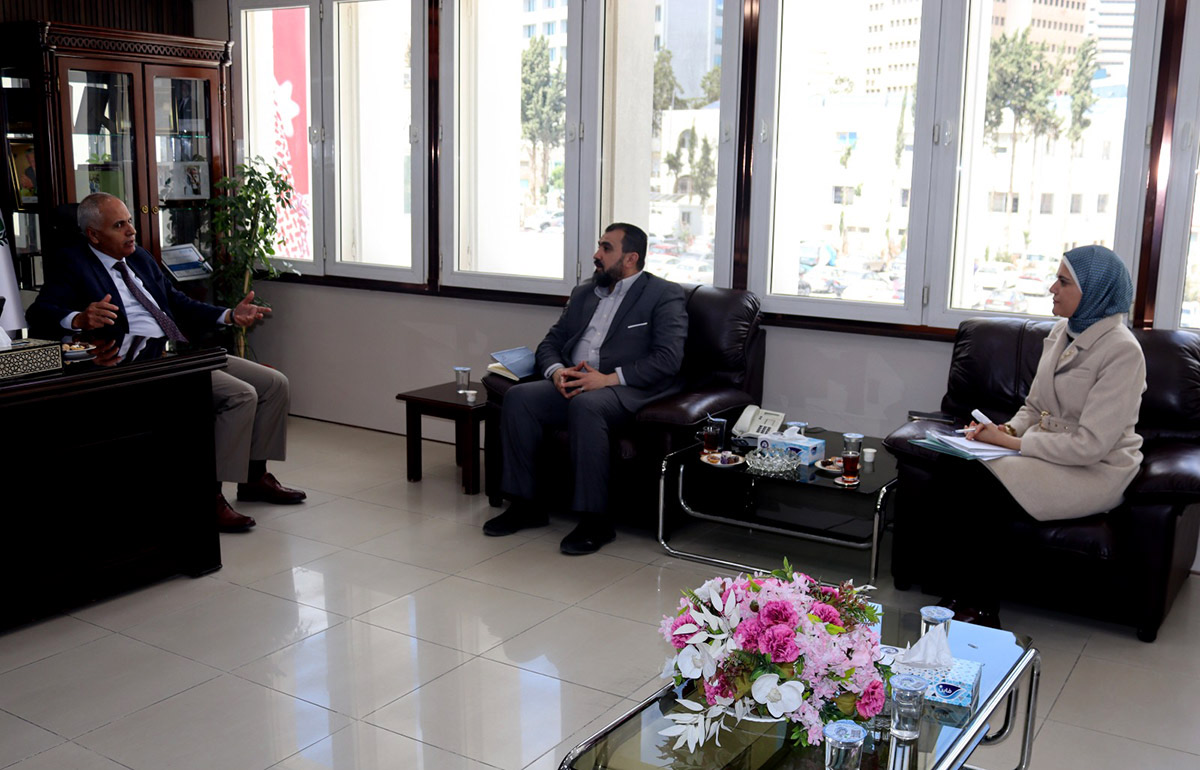 مؤسسة الإقراض الزراعي تبحث مع سلطة البترا ودعم قطاع النحل برامج تمويلية لتعزيز التنمية المستدامة