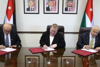 توقيع اتفاقية لدعم توسعة مصنع شوكولاتة في معان