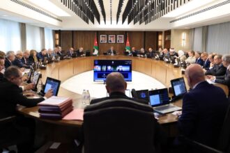 الحكومة تقر صرف 15 مليون دينار لـ72 منشأة صناعية