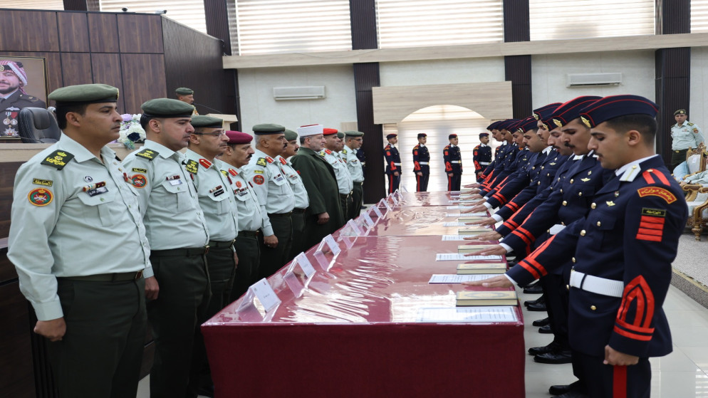 مؤتة العسكرية تحتفل بأداء القسم للخريجين