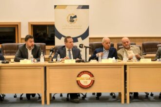 الزراعة تبحث تحديات الصناعة الأردنية