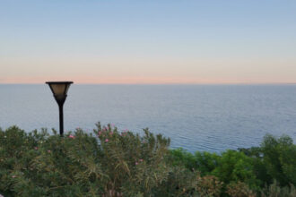 البحر الميت يتصدر إشغال الفنادق بعطلة العمال