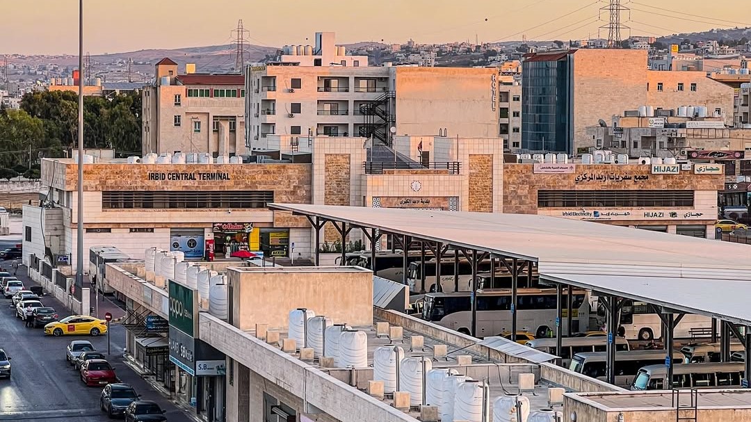 الخرابشة يطلع على واقع النقل في إربد