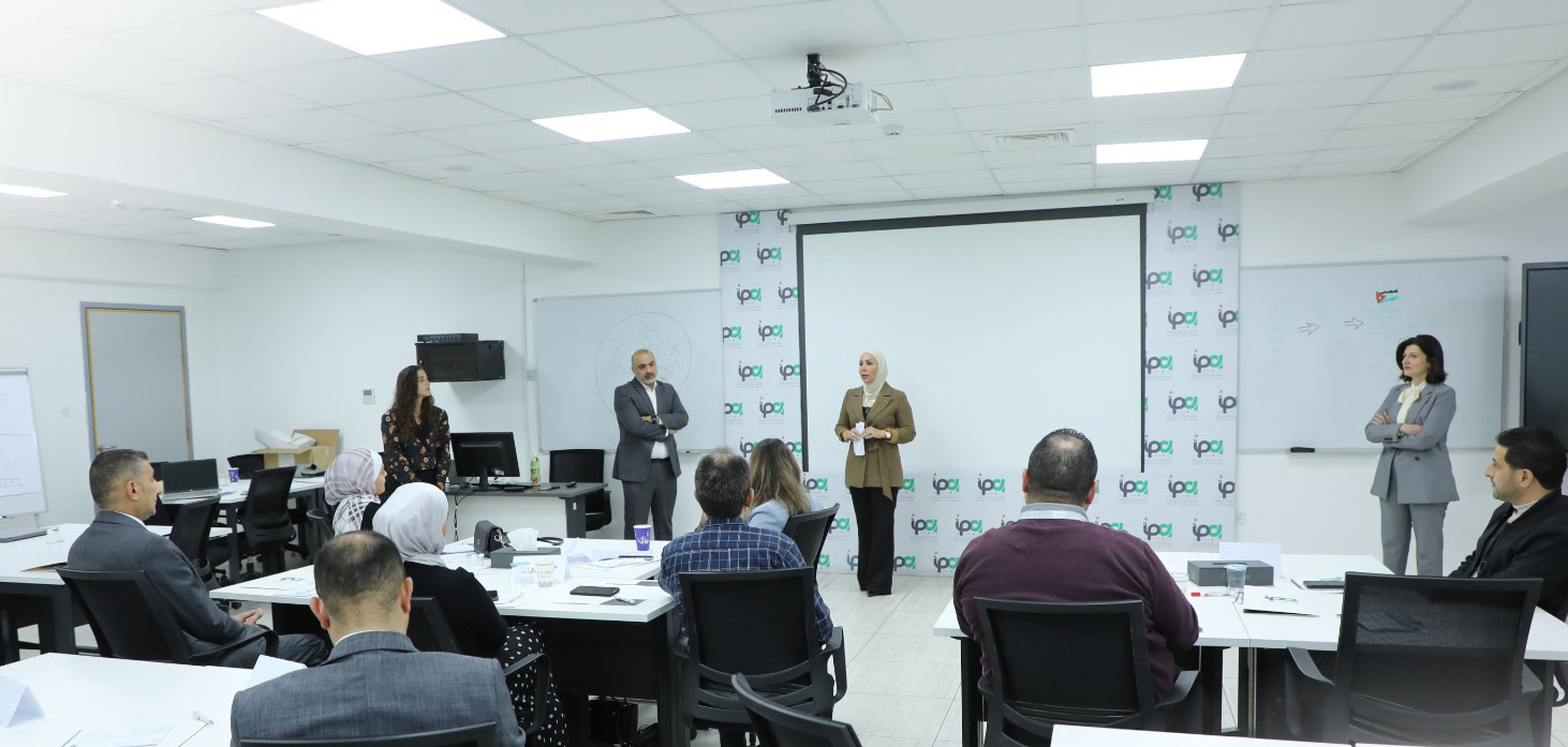 صورة حول : إطلاق برنامج تدريبي لتعزيز “سماع صوت المواطن” في القطاع العام إطلاق برنامج تدريبي لتعزيز “سماع صوت المواطن” في القطاع العام