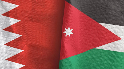 الصفدي يبحث مع نظيره البحريني تطورات الأوضاع الإقليمية