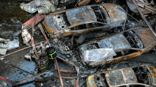 11 شهيداً و13 جريحاً في غارات إسرائيلية جنوب لبنان