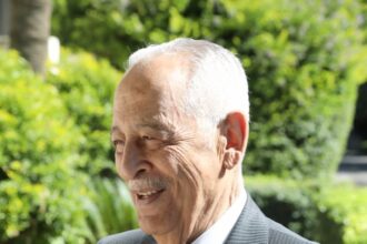 رائد أبو طربوش يكتب: تجربة شخصية مع معالي رئيس الديوان الملكي يوسف العيسوي… شكر وامتنان