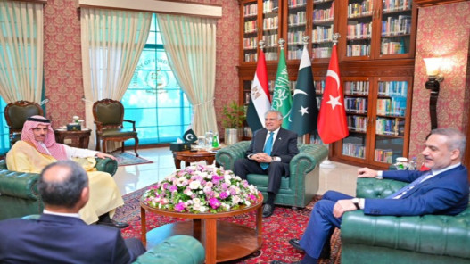 اجتماع رباعي في أنطاليا لبحث حرب إيران والقضايا الإقليمية