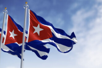 إسبانيا والبرازيل والمكسيك تدعو لحوار لإنهاء الأزمة في كوبا وسط تصاعد الضغوط