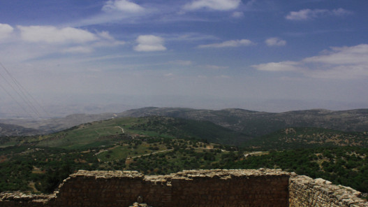 انخفاض طفيف على الحرارة الاثنين وتحذيرات من الضباب والغبار