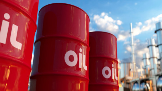 أسعار النفط ترتفع لليوم الخامس وسط توتر محادثات إيران وأميركا