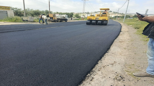 بدء صيانة طريق الزعتري في البلقاء لتعزيز السلامة المرورية