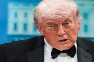 ترامب يترأس اجتماع أزمة لبحث الملف الإيراني ومآلات التفاوض