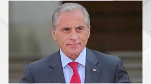 صورة حول : رئيس الوزراء يهنئ علي الزيدي بتكليفه رئاسة الحكومة العراقية رئيس الوزراء يهنئ علي الزيدي بتكليفه رئاسة الحكومة العراقية