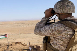 عاجل| الجيش يحبط تهريب مواد مخدرة باستخدام بالونات موجهة إلكترونيًا