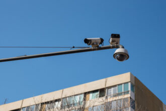 أمانة عمّان: إدارة أكثر من 200 تقاطع و5600 كاميرا لتحسين الواقع المروري في العاصمة