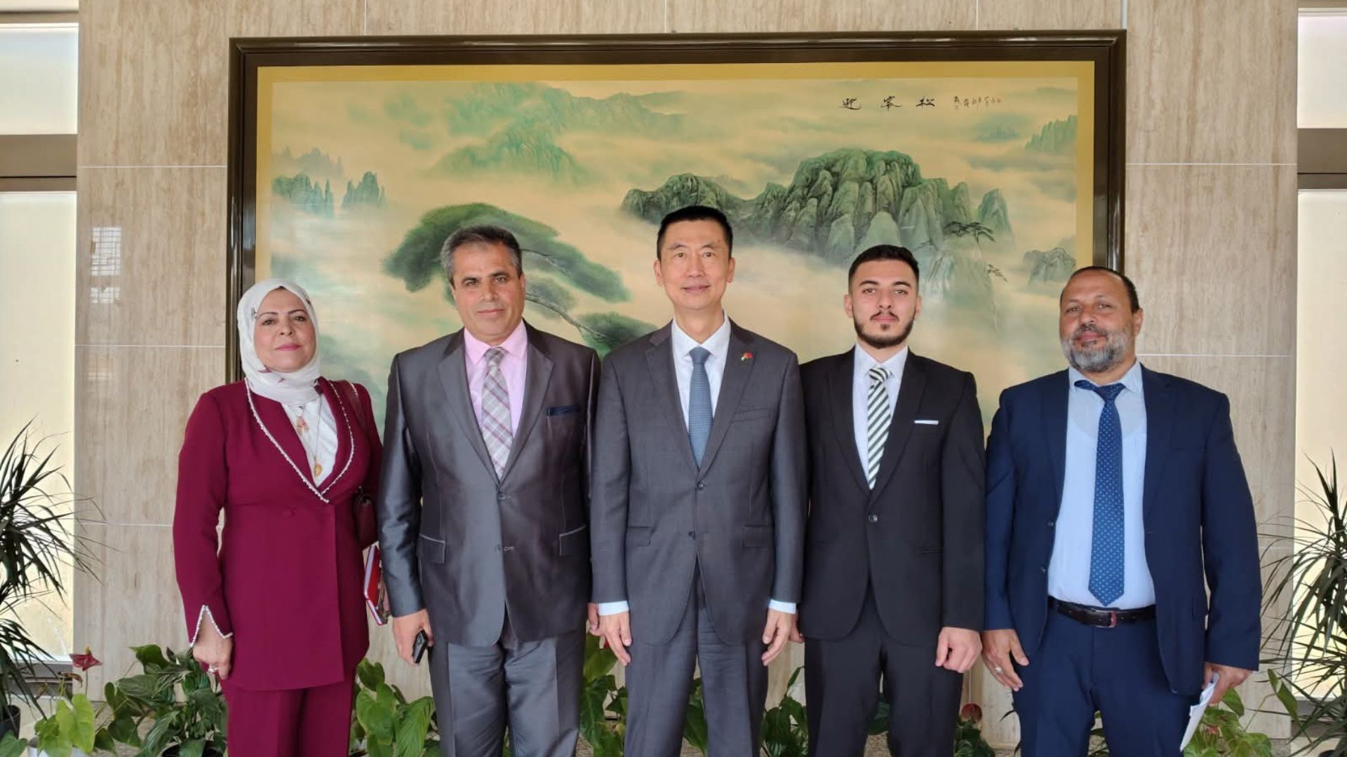 لقاء أردني صيني لبحث تطوير الشراكة في الزراعة والابتكار الزراعي