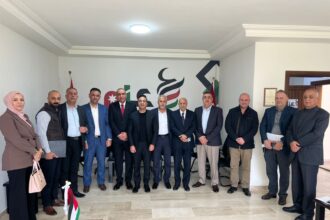 حزب عزم يبدأ مناقشة مشروع قانون الملكية العقارية .