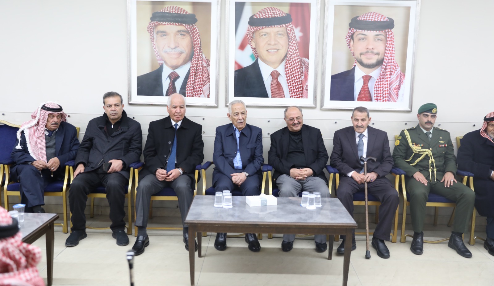 مندوبا عن الملك وولي العهد...العيسوي يعزي عشيرتي الرقاد والمعايطة