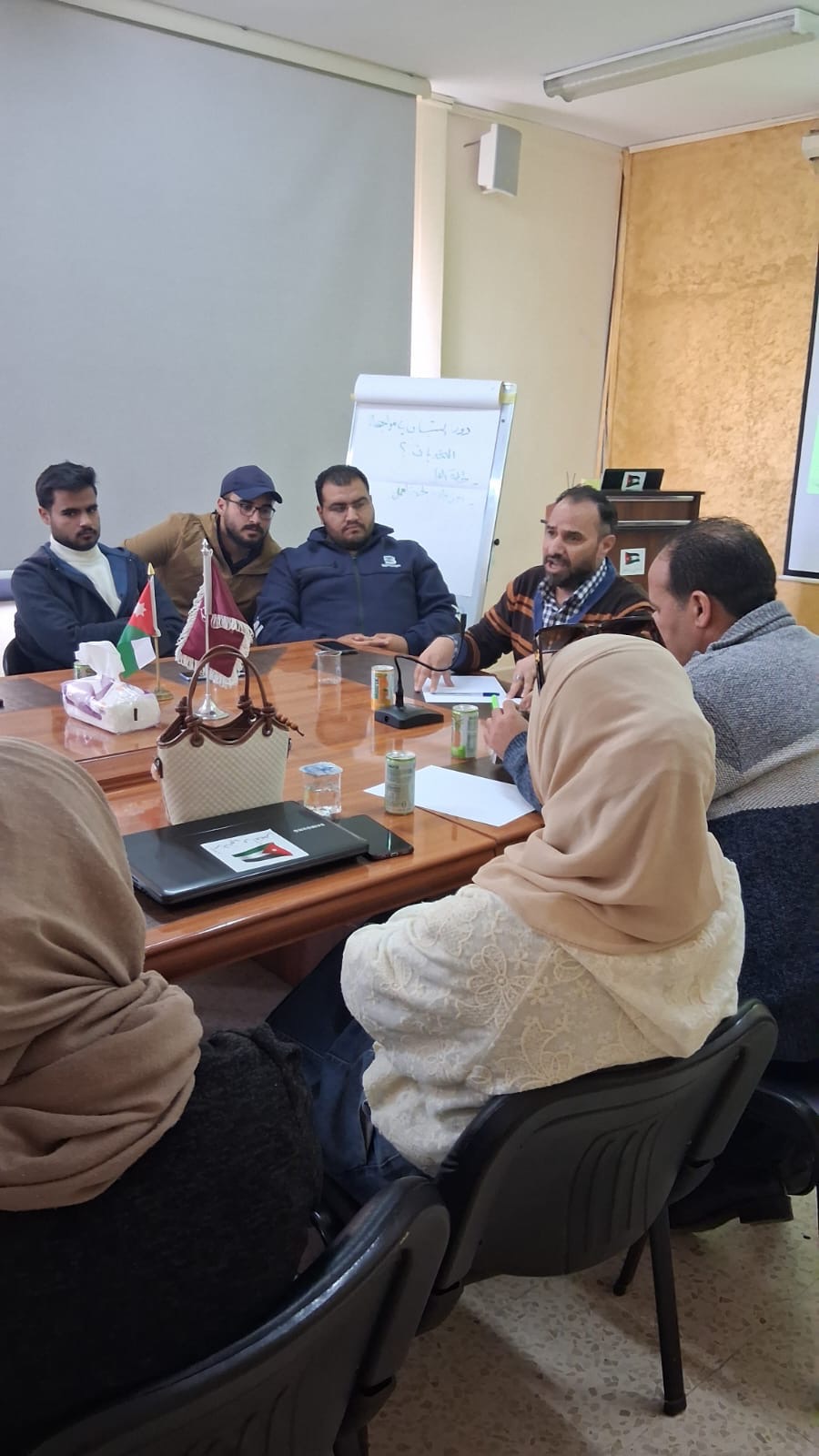 صورة حول : ورشة عمل "دور الشباب بتعزيز السلم والأمن المجتمعي " في الطفيلة ورشة عمل "دور الشباب بتعزيز السلم والأمن المجتمعي " في الطفيلة