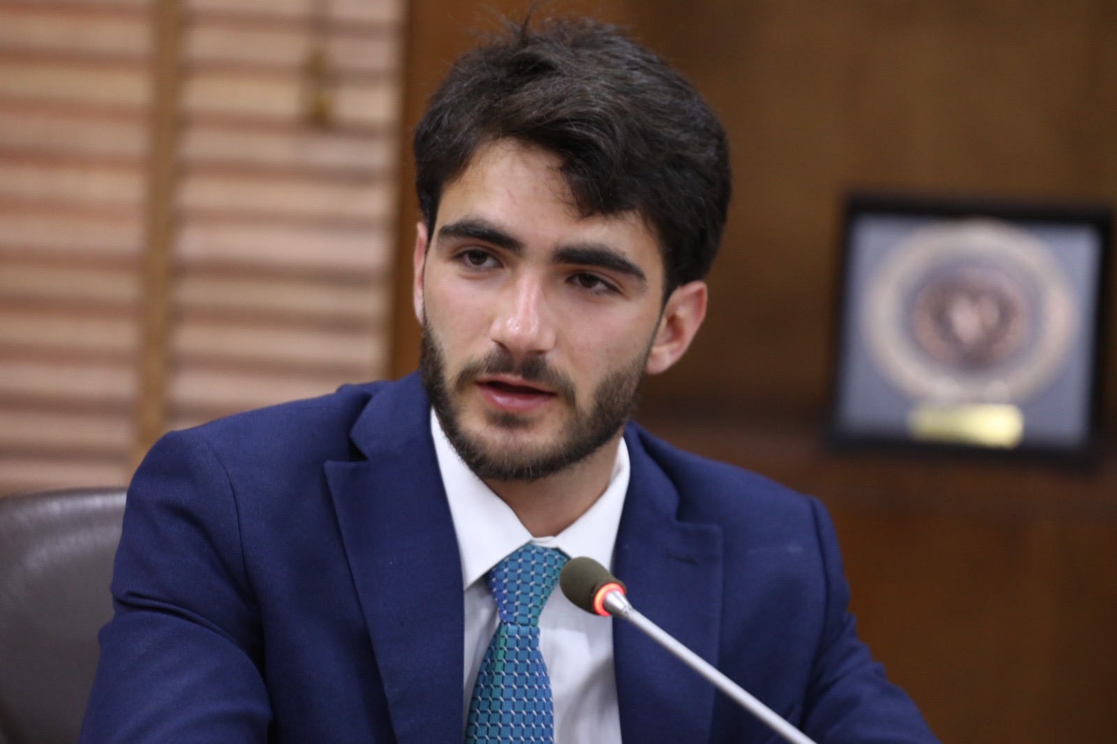 العودات يلتقي طلبة من كلية الحقوق بالجامعة الأردنية