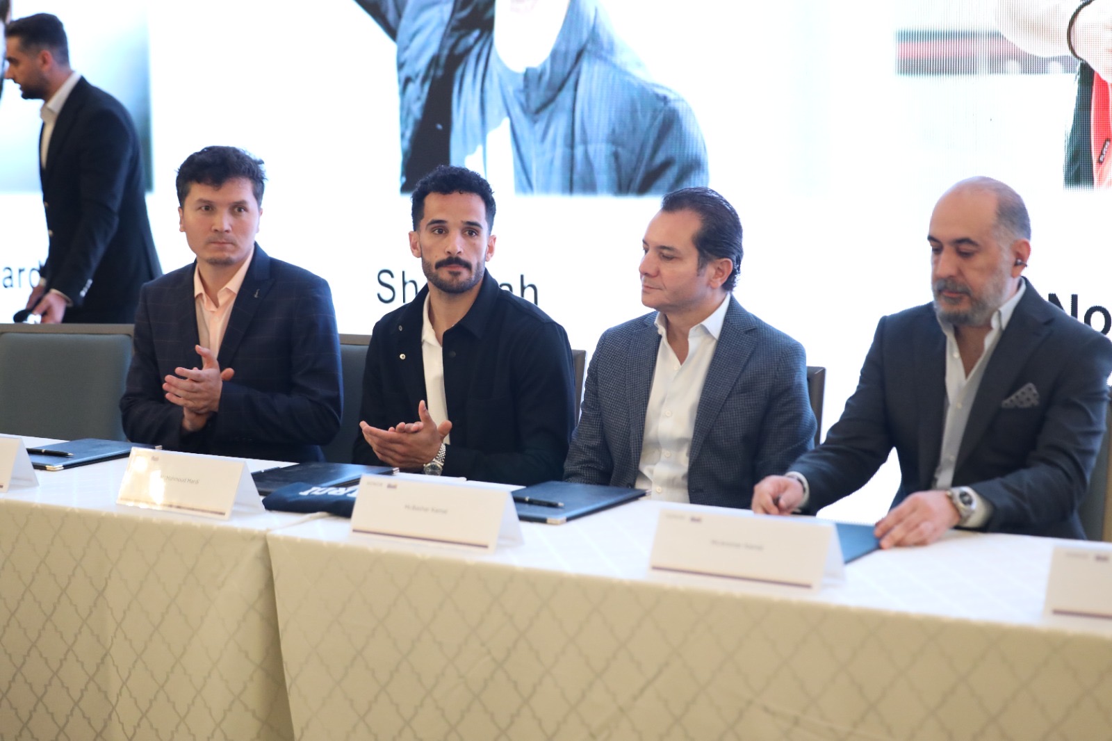 علامة HONOR تتعاقد مع محمود مرضي، محمد ابو ازريق)شرارة) ونور الروابدة كجزء من حملتها الدعائية وبداية الطلب المسبق لسلسلة HONOR 600 Series اليوم