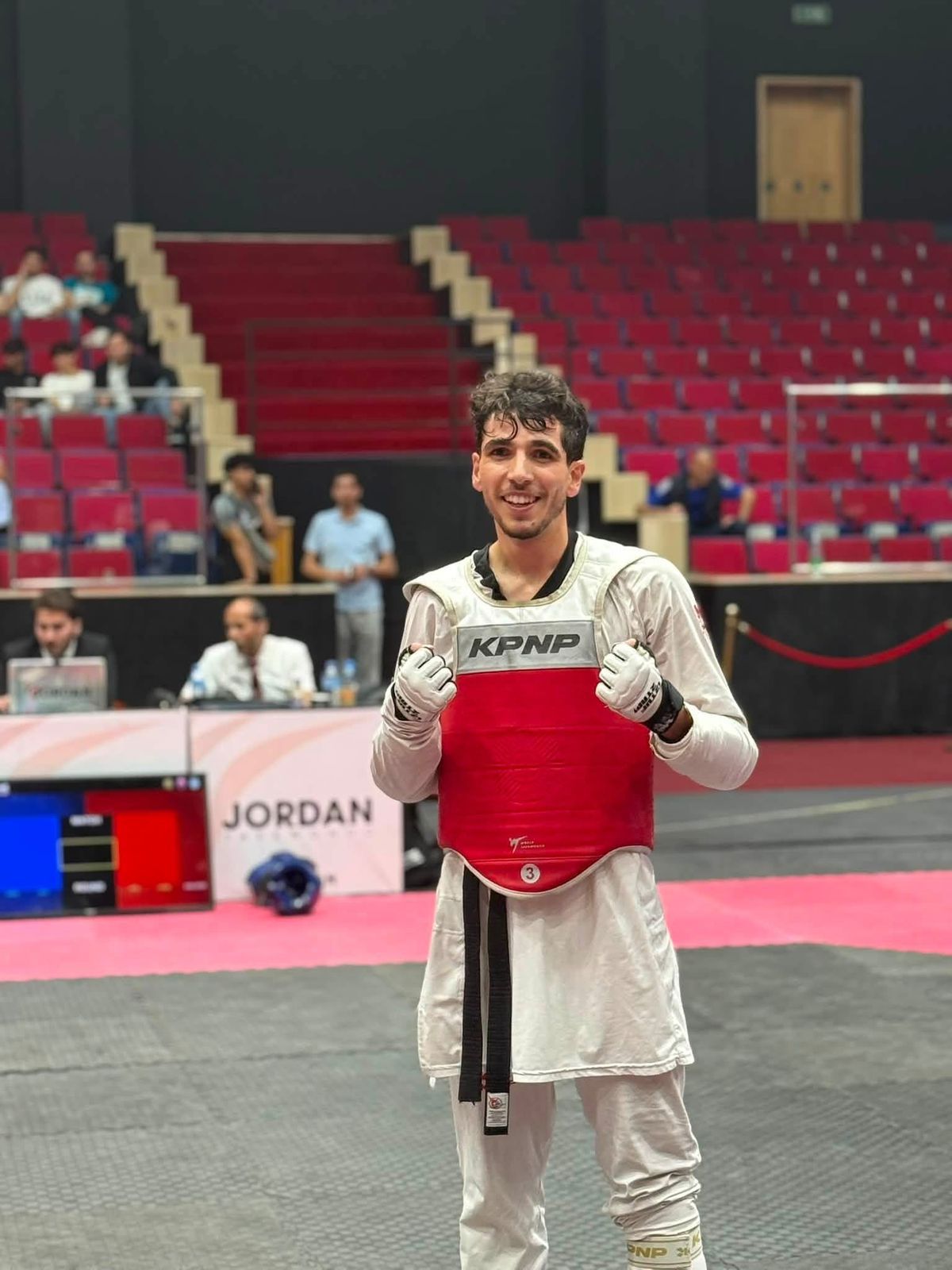 خالد فحماوي يحصد المركز الثاني ببطولة الجامعات