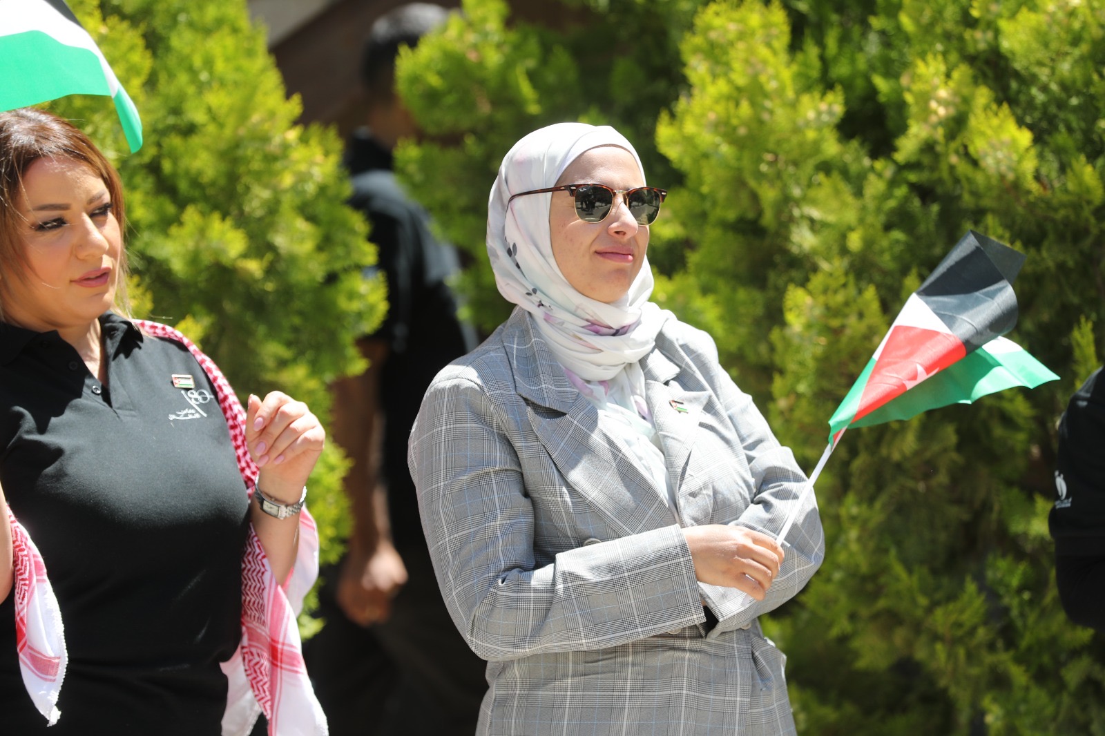 موظفو الأسواق الحرة الأردنية يحتفلون بعيد الاستقلال الـ80