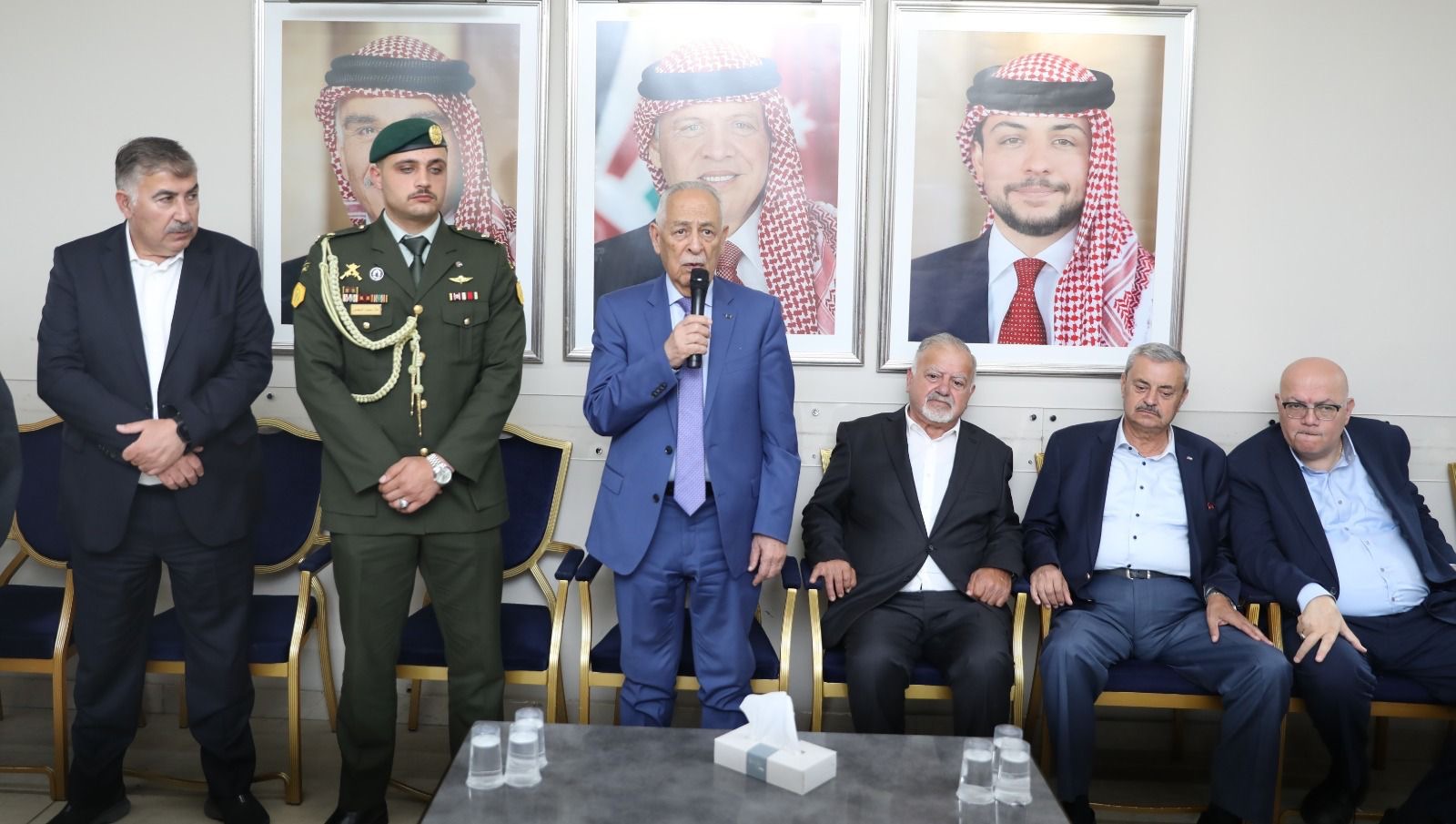 مندوبا عن الملك وولي العهد.. العيسوي يعزي العموش وأبو الفيلات