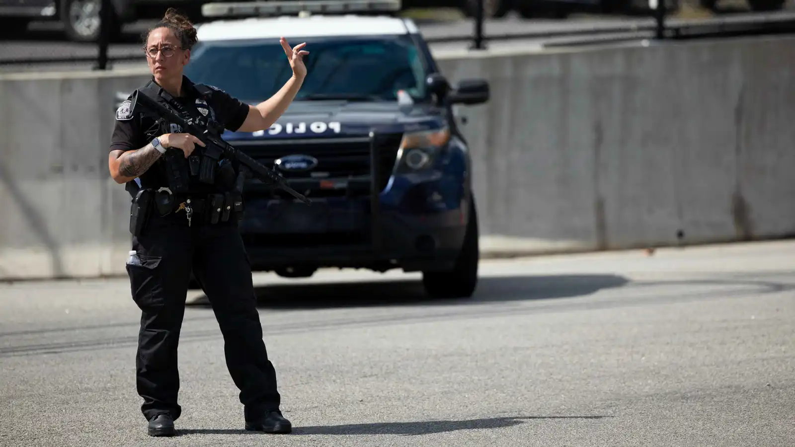صورة حول : فتى برازيلي يفتح النار داخل مؤسسة تعليمية ويقتل اثنين فتى برازيلي يفتح النار داخل مؤسسة تعليمية ويقتل اثنين