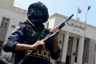 في 120 قضية نصب على مواطنين..السجن 360 عاماً بحق رجل الأعمال أمير الهلالي