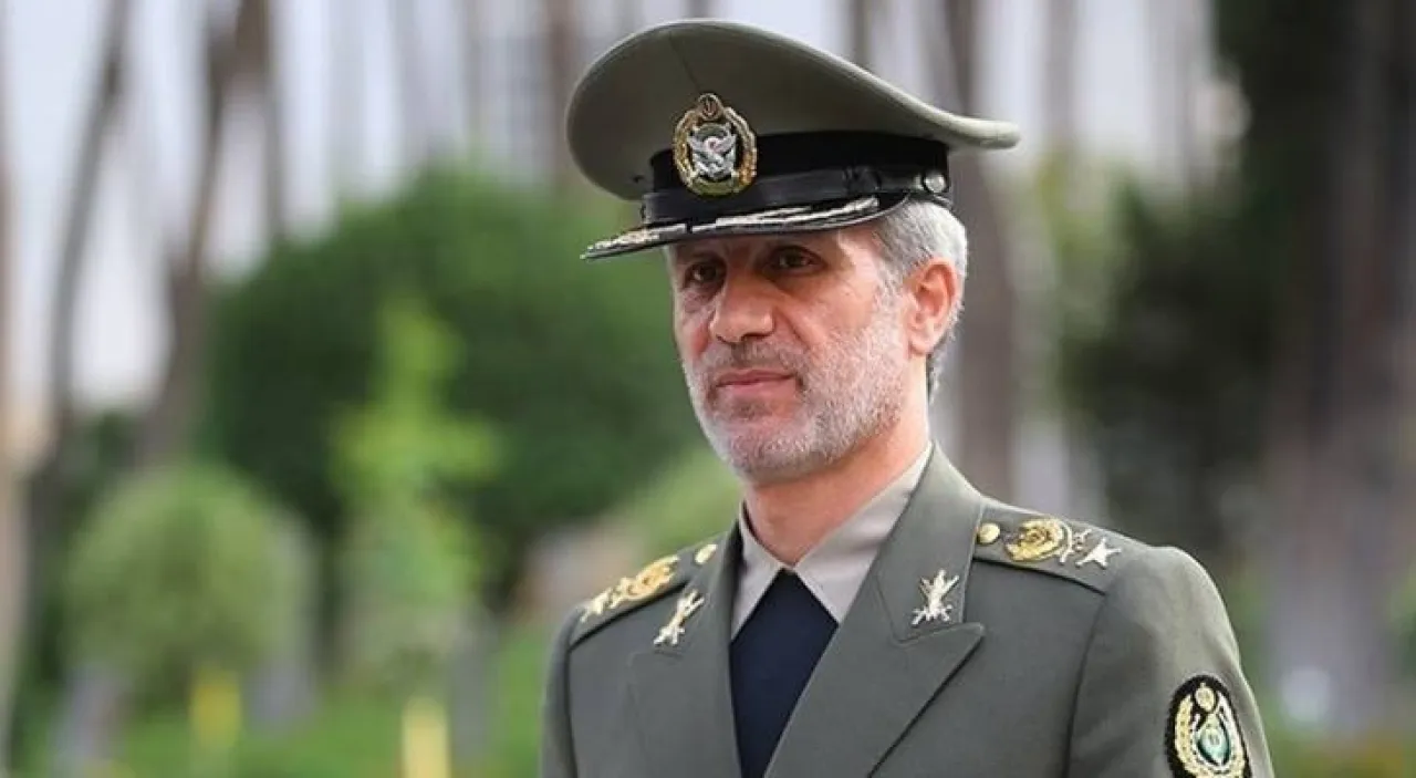 ايران تحذر: حاملات الطائرات الأمريكية في مرمى صواريخنا ومسيراتنا