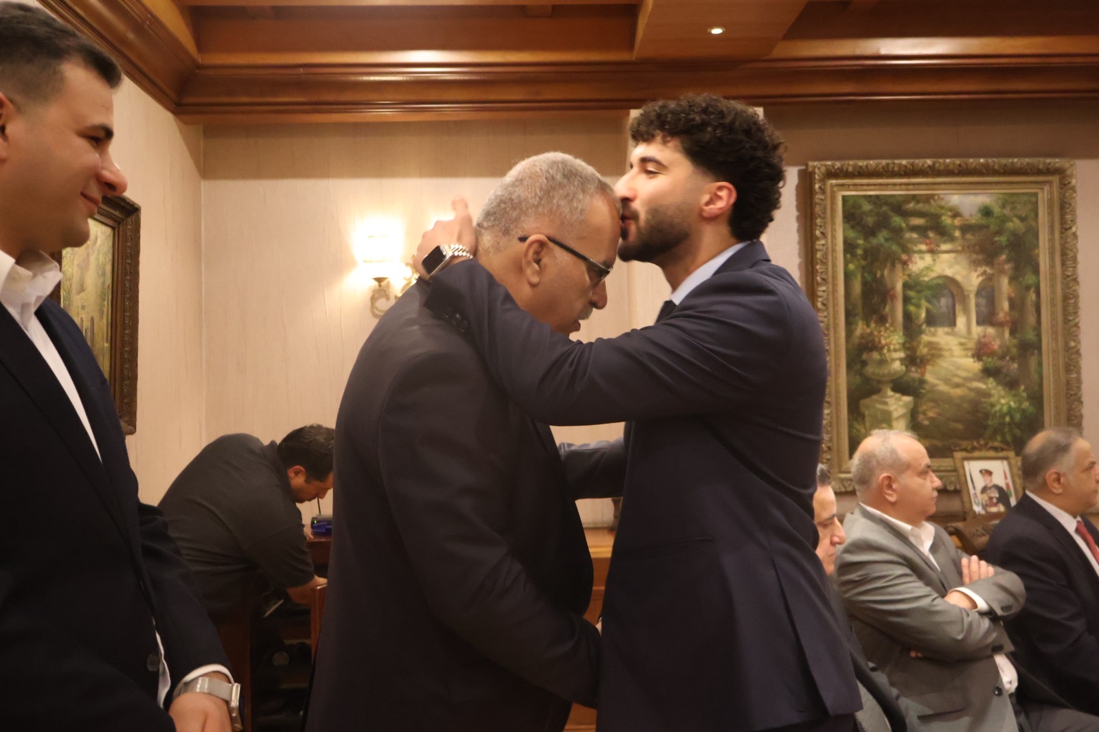 نادي الملك حسين يشهد مصاهرة ونسب بين آل الراميني وآل النعيمي بحضور وجهاء واقرباء واصدقاء العائلتين "شاهد الصور"