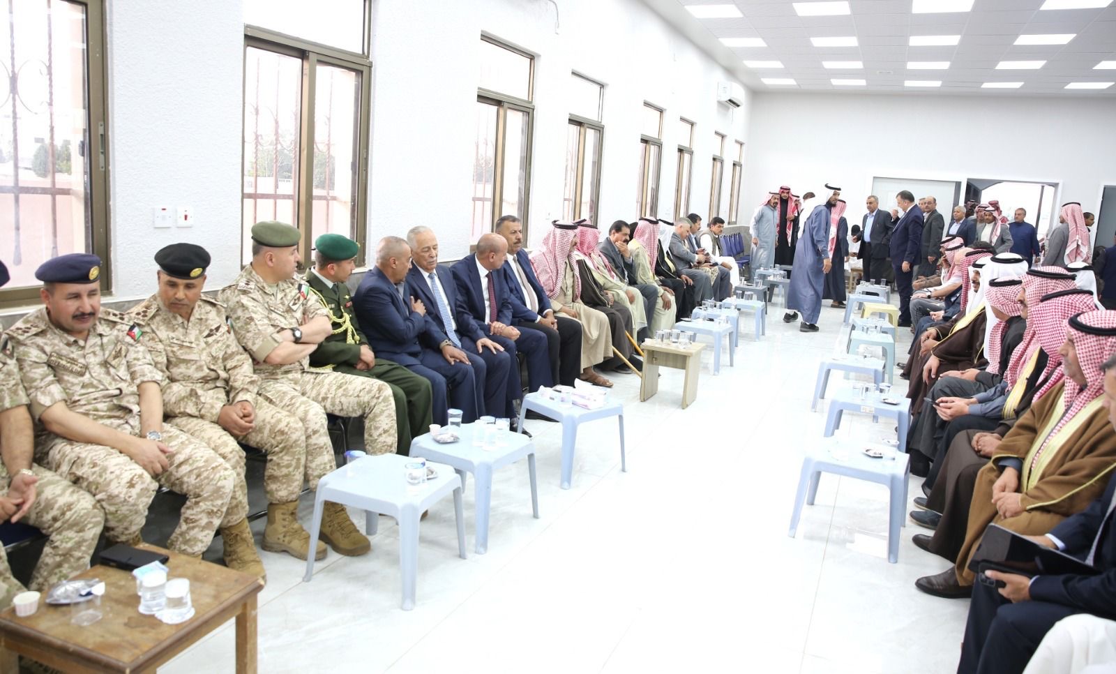 مندوبا عن الملك وولي العهد... العيسوي يعزي الحجايا والجعافرة والمشارقة وأبو طالب