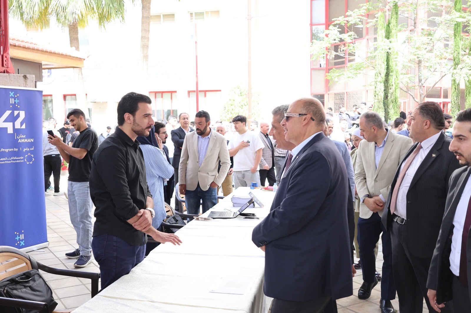 بالصور ... د. الحوراني يرعى يوم الابتكار في جامعة عمّان الأهلية بمشاركة شركات ريادية وتقنية