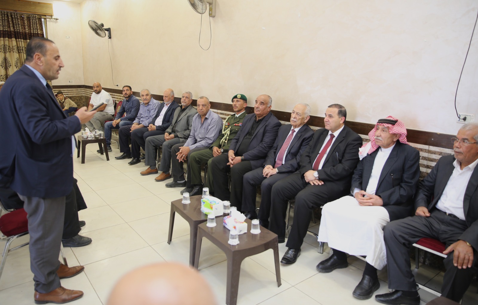 مندوبا عن الملك وولي العهد.. العيسوي يعزي آل خاطر وشكري